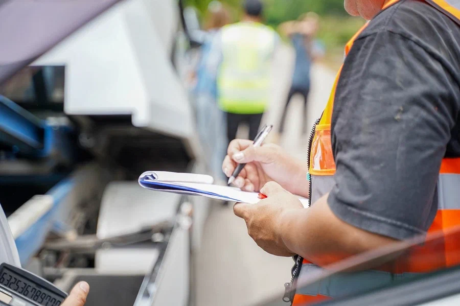 Understanding Commercial Trucking Insurance