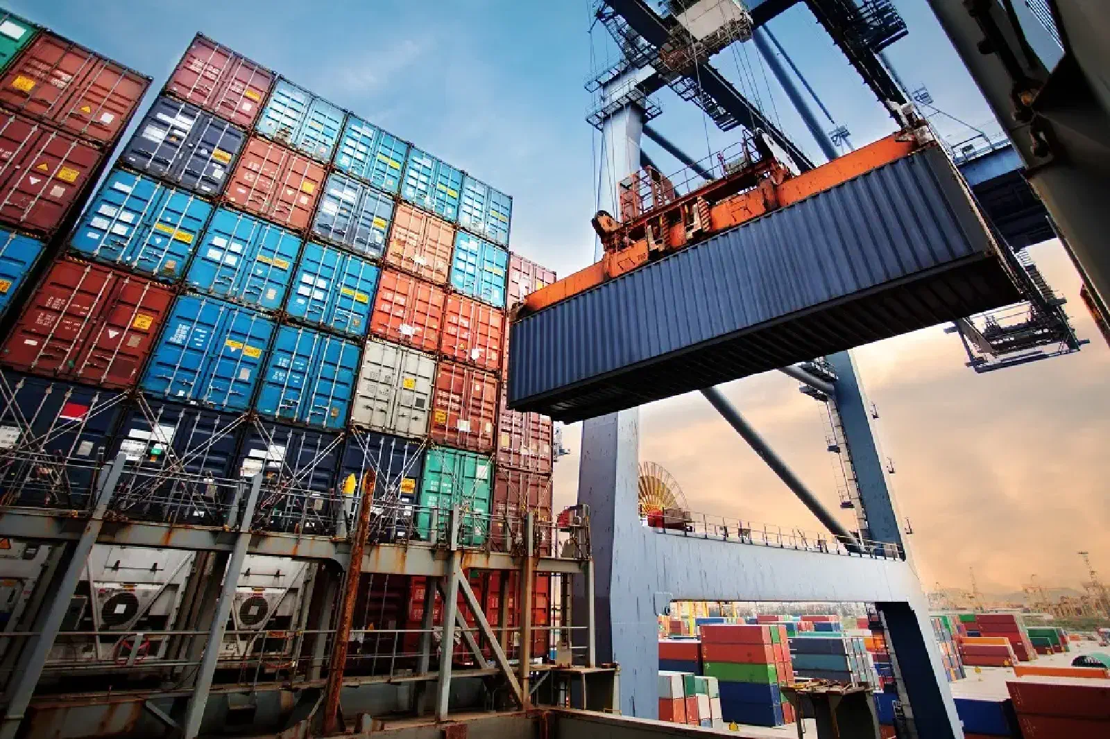 Shipping Fragile Items: Freight Logistics Companies' Approach Shipping Fragile Items: Freight Logistics Companies' Approach
