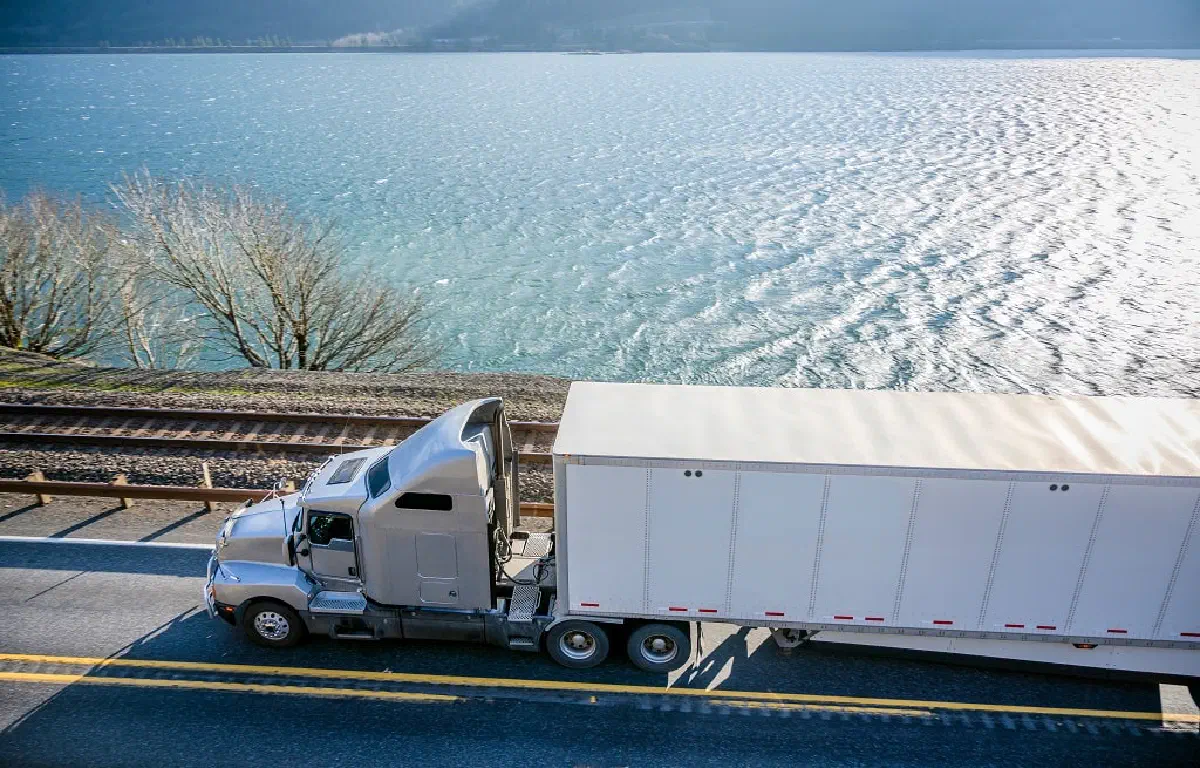 How Many Pallets Fit on a 53 Foot Trailer and How to Optimize Your Dry Van Space? How Many Pallets Fit on a 53 Foot Trailer and How to Optimize Your Dry Van Space?