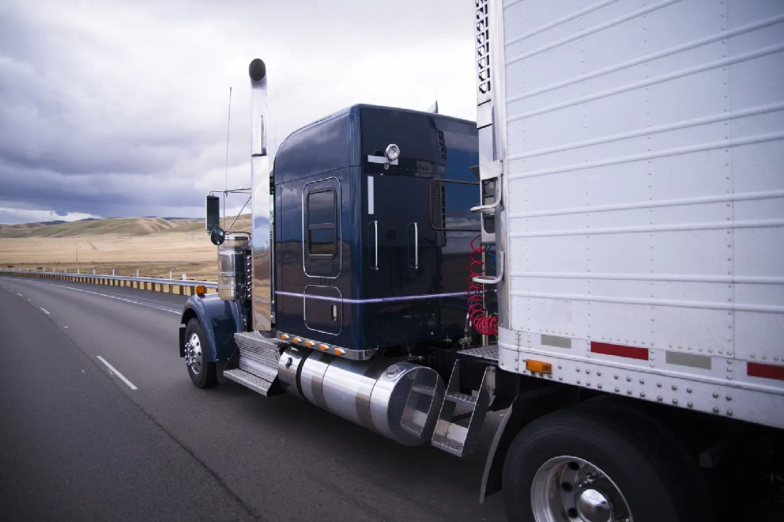 Heavy Equipment Transport Services: the Complete Guide on Heavy Equipment Shipping Heavy Equipment Transport Services: the Complete Guide on Heavy Equipment Shipping