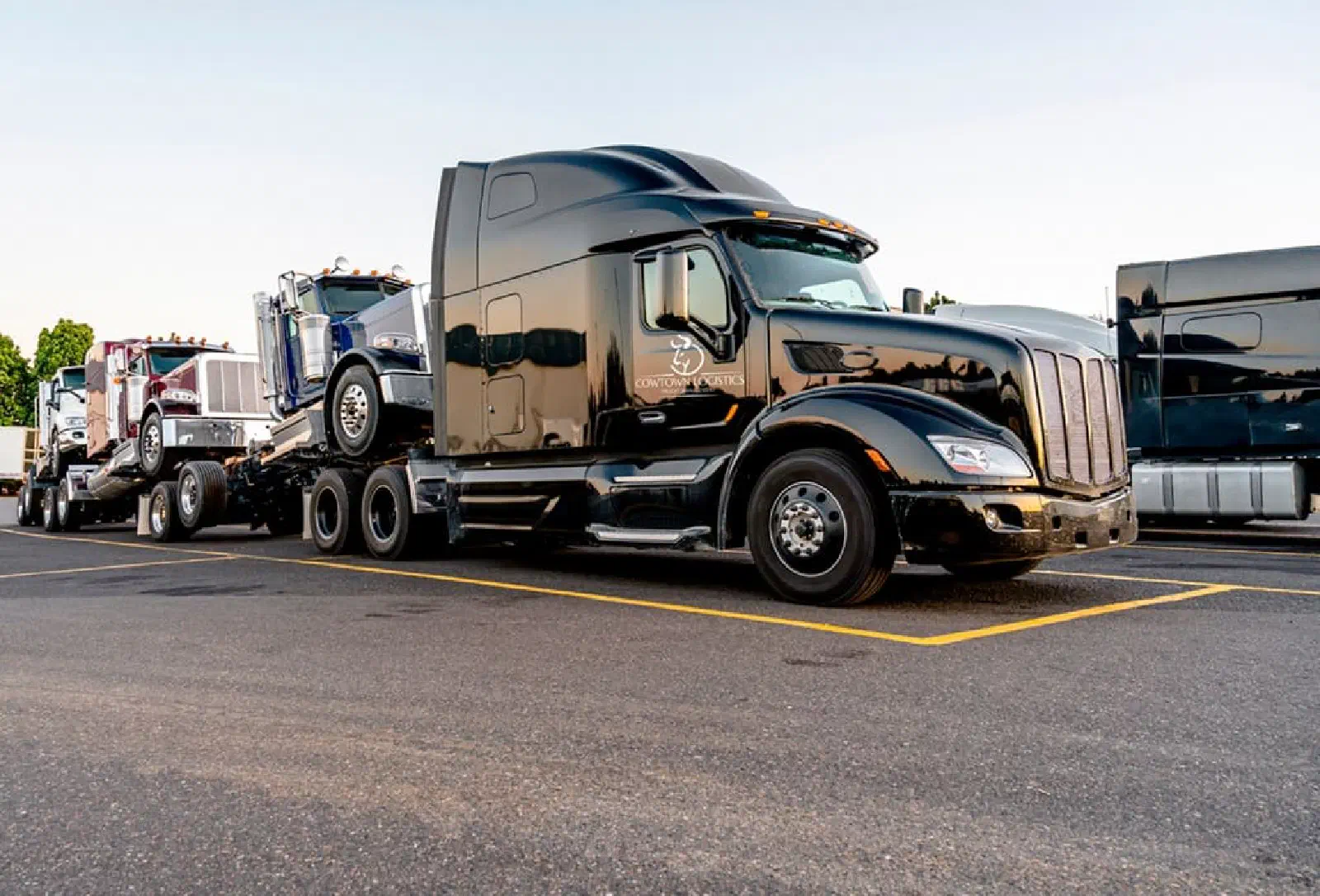 Interstate 95 and Other U.S. Highways Busy with Trucking Interstate 95 and Other U.S. Highways Busy with Trucking