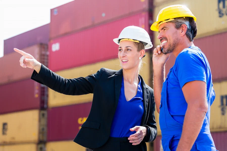 Freight forwarder