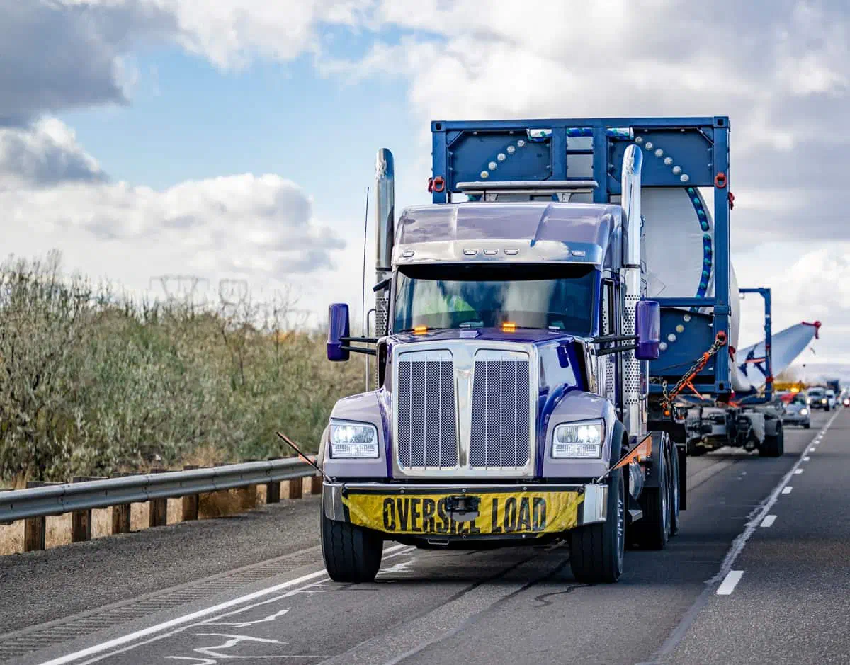 Oversized Loads 101: Over Dimensional Freight Shipping Best Practices and Considerations