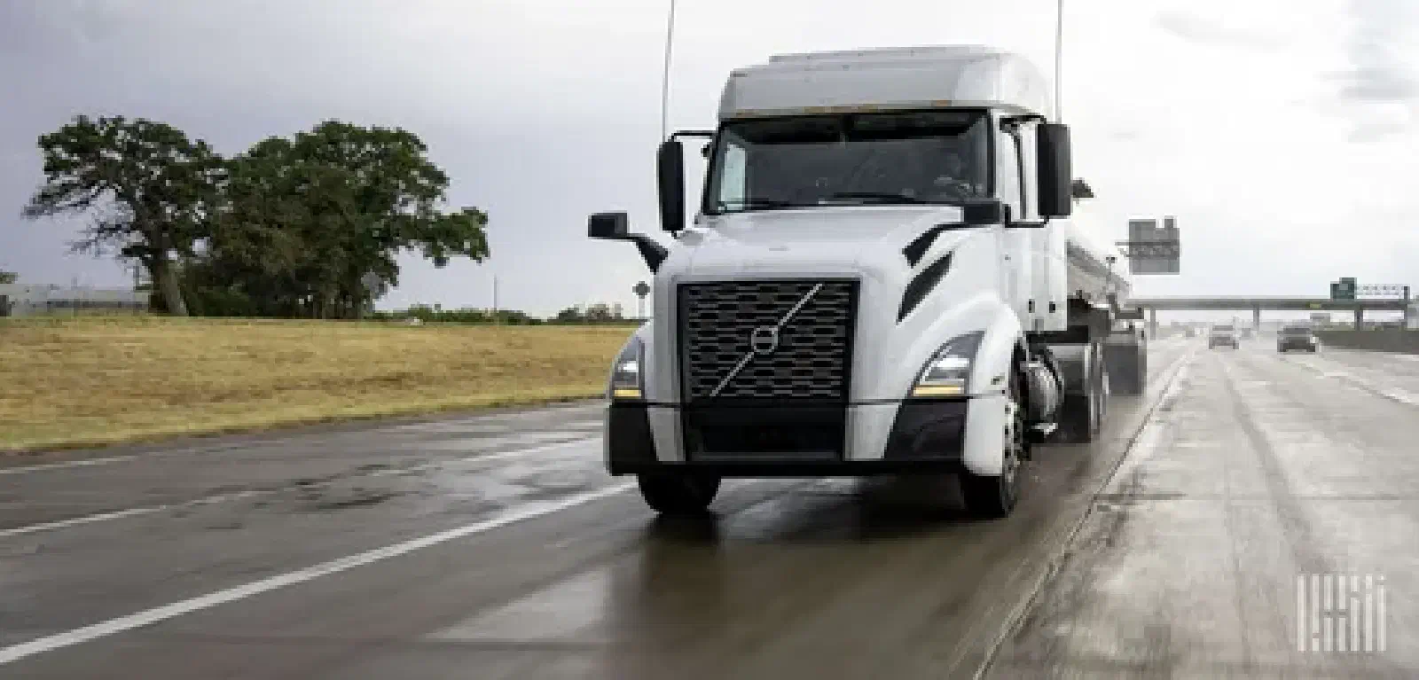 Top Qualities to Look for in the Best Freight Brokers Top Qualities to Look for in the Best Freight Brokers