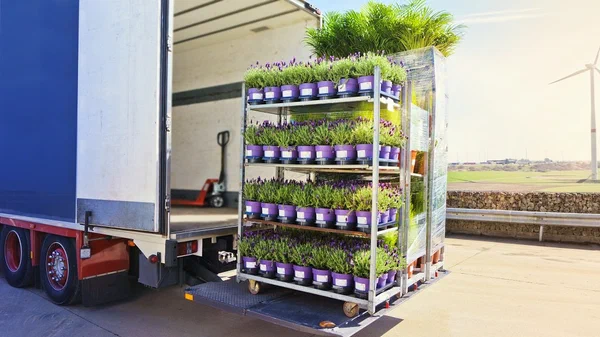 Products commonly moved in a vented van trailer Products commonly moved in a vented van trailer