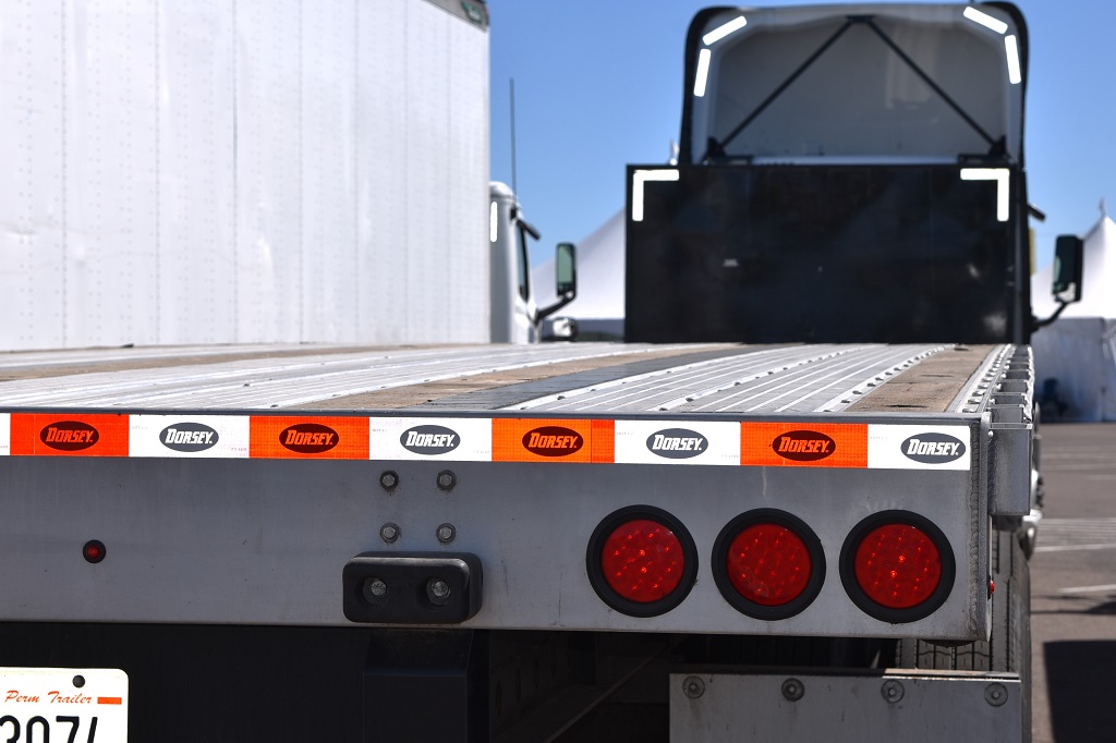 Flatbed Shipping Benefits