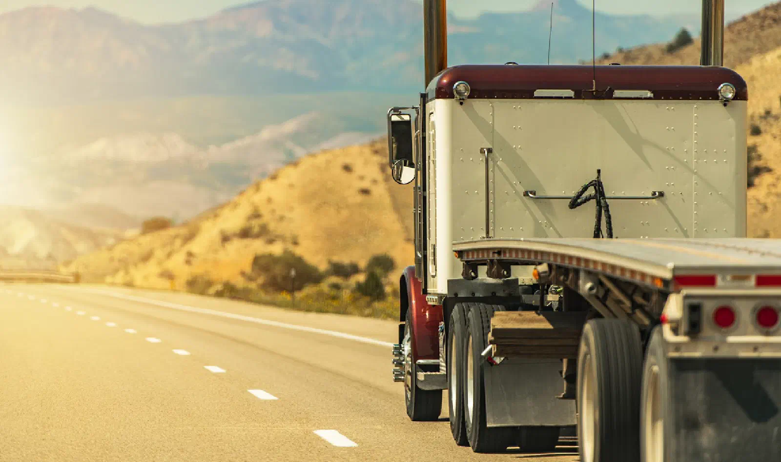 What Is Flatbed Shipping: A Full Guide What Is Flatbed Shipping: A Full Guide