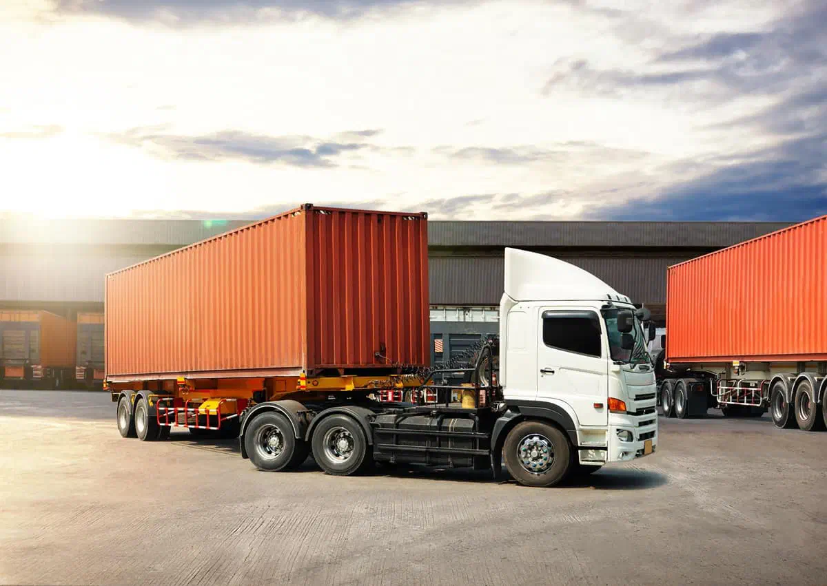 What Is LTL Freight Shipping and How Is It Different from the FTL Freight Shipping? What Is LTL Freight Shipping and How Is It Different from the FTL Freight Shipping?