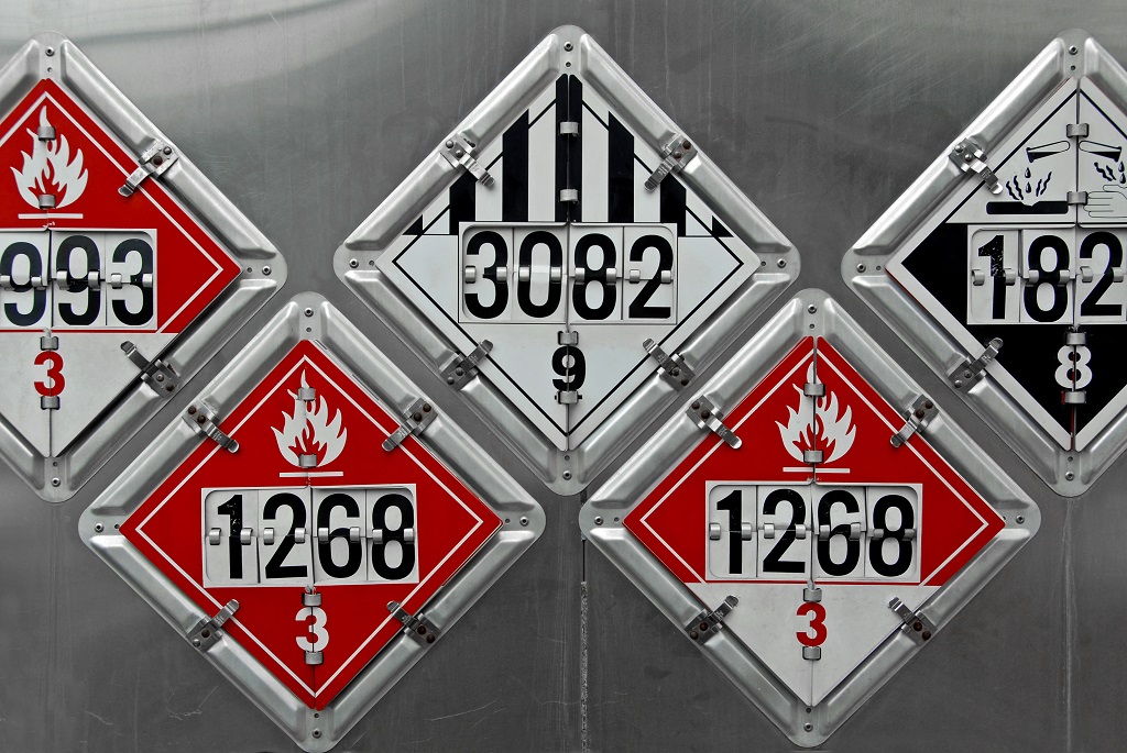 Difference Between Tanker Endorsement and Hazmat Endorsement
