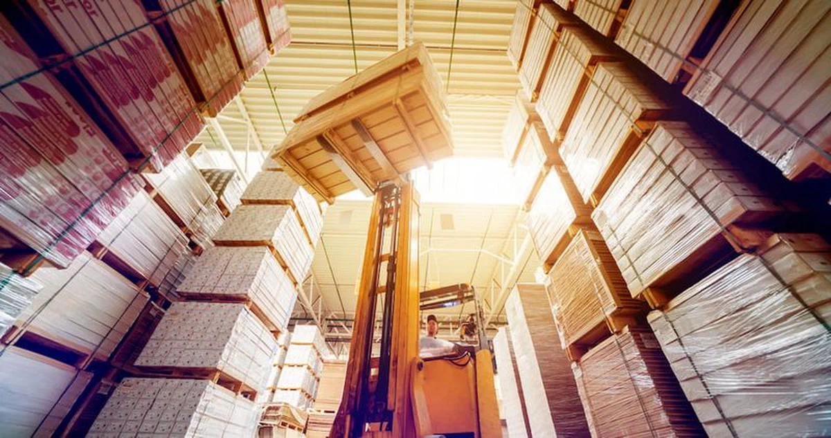 Moffett delivery Forklift transportation and site delivery equipment.