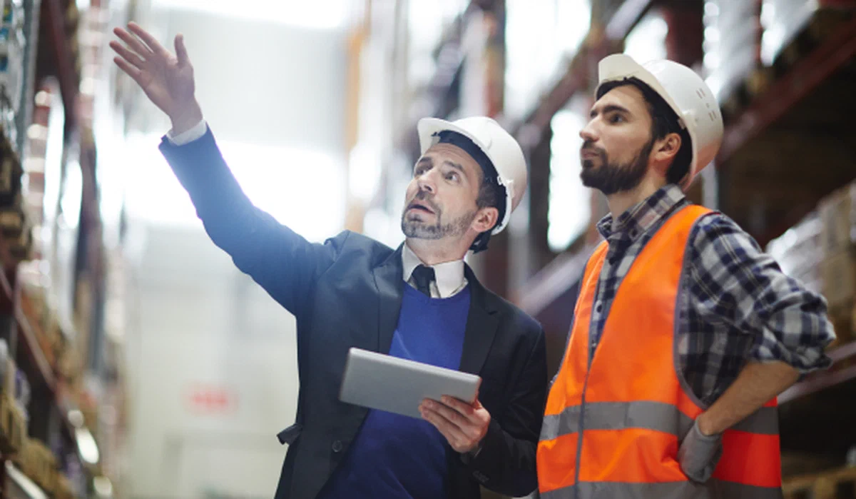 Freight truck representing nationwide logistics coordination.